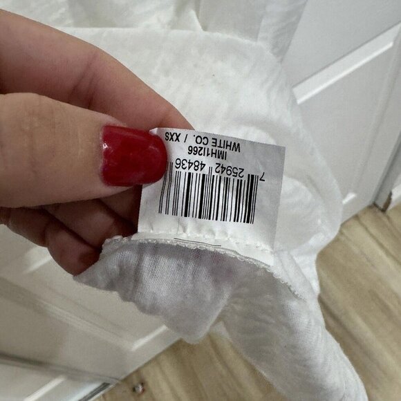 womens bcbg maxazria Tshirt Tee Top White Size Xxs Leo Horoscope - Picture 4 of 9